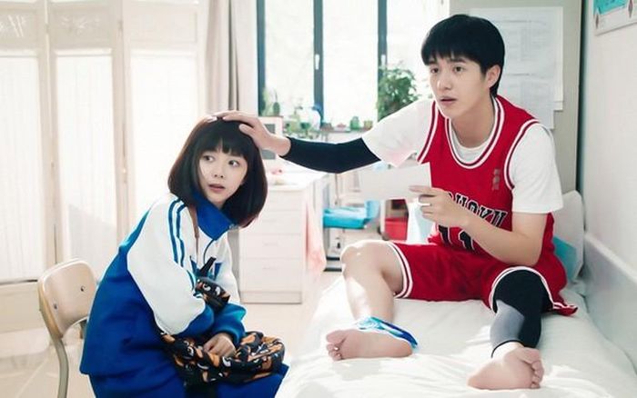 Ban cán sự lớp thường quan tâm và chăm sóc các bạn thường dân dù bất kì hoàn cảnh nào