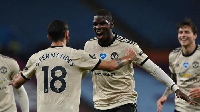 Paul Pogba và Bruno Fernandes ăn mừng sau bàn thắng thứ 3 của Manchester United ghi được vào lưới Aston Villa. Ảnh: Eurosport