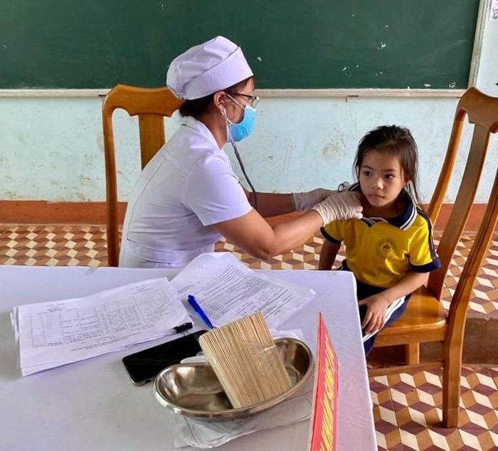 Tiêm phòng vắc xin để phòng bệnh bạch hầu