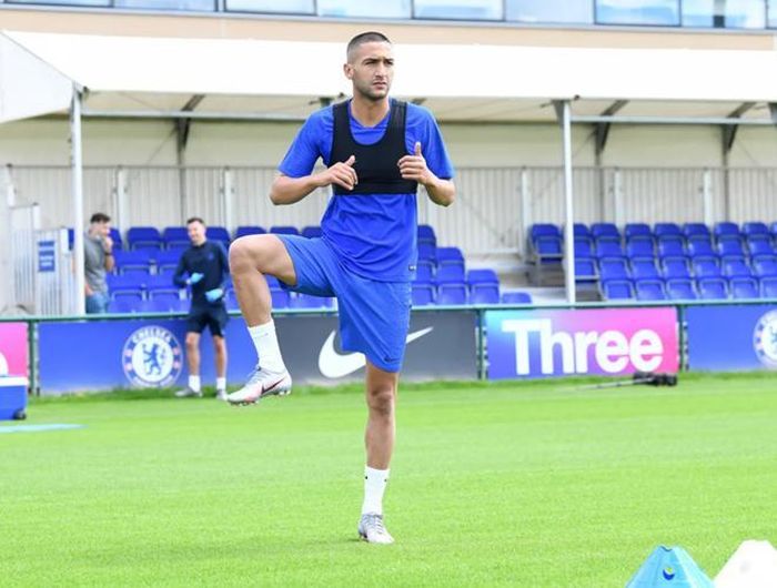  Ziyech năm nay 27 tuổi và gia nhập Chelsea từ Ajax Amsterdam với giá 40 triệu euro 