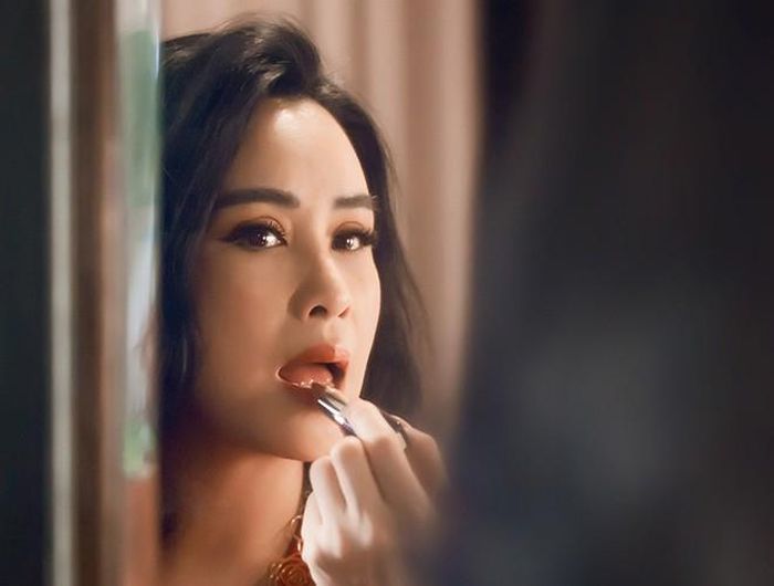  Càng có tuổi, nhan sắc của Thanh Lam không hề phai nhạt mà còn mặn mà, đằm thắm lên theo thời gian 