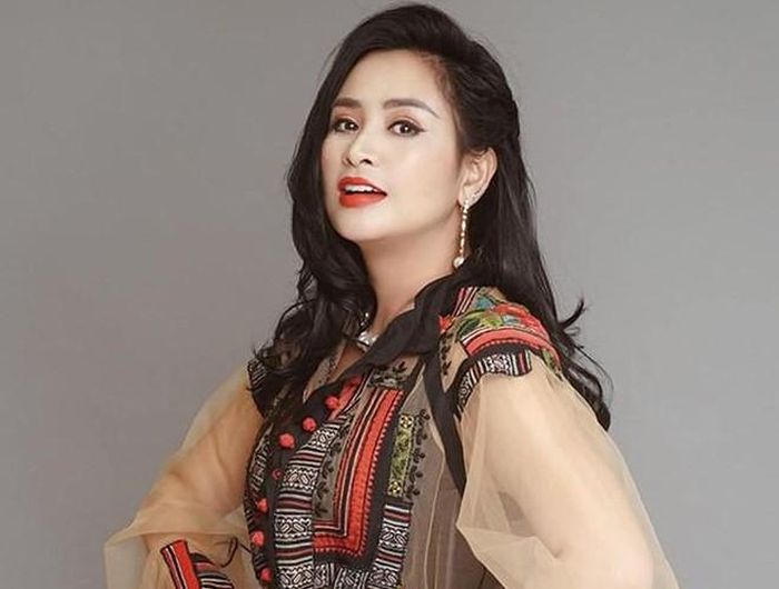  Sinh năm 1969, Thanh Lam là một trong những ca sĩ tiên phong của nhạc nhẹ Việt Nam. Thanh Lam được truyền thông xem là một trong bốn Diva, bên cạnh Hồng Nhung, Mỹ Linh và Trần Thu Hà 