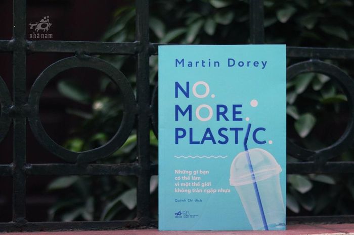 Sách No more plastic. Ảnh: Nhã Nam.