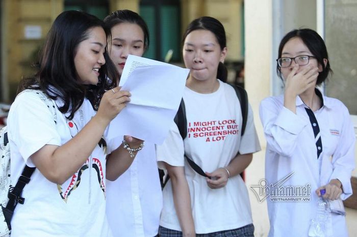 Thí sinh tham dự kỳ thi THPT quốc gia. Ảnh: Phạm Hải