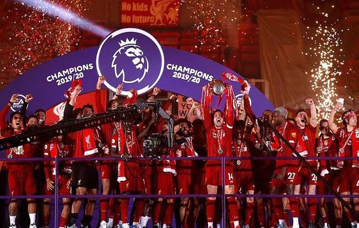Khoảnh khắc lịch sử mà CĐV Liverpool đã chờ đợi suốt 3 thập kỉ