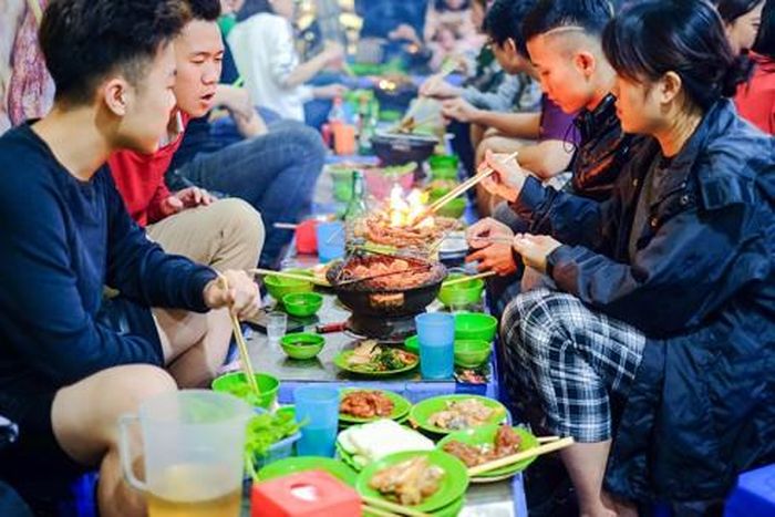 Ẩm thực Hà Nội luôn khác biệt các vùng miền khác bởi nét tinh tế trong từng món ăn