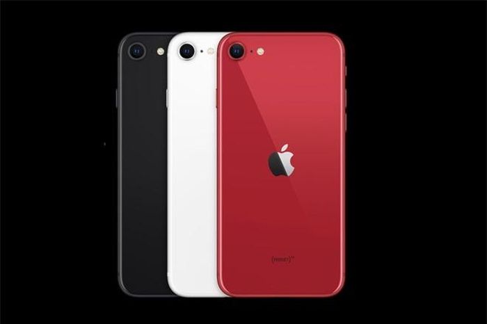 iPhone SE có 3 màu: đen, trắng và đỏ. Ảnh: Apple.