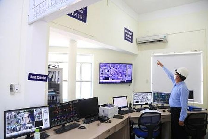 Kiểm tra Trung tâm Điều khiển hệ thống điện Đà Nẵng dự phòng tại TBA 110kV Liên Trì - Ảnh: VGP/Thế Phong 