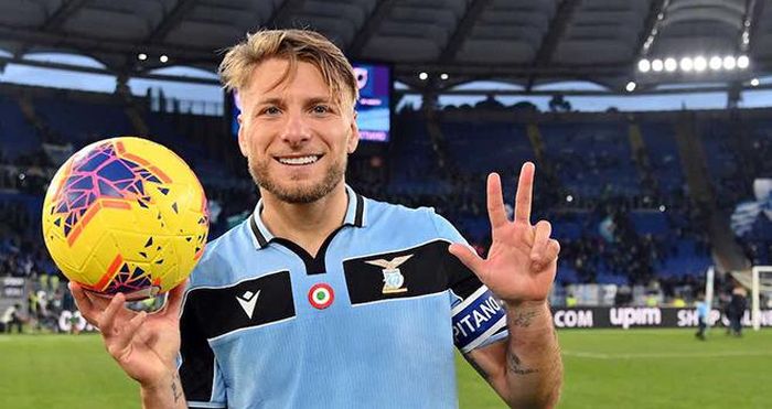 Immobile cầm chắc danh hiệu Vua phá lưới Serie A, cũng như Giày vàng châu Âu
