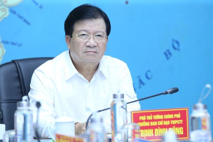 Phó Thủ tướng Chính phủ, Trưởng Ban chỉ đạo Trung ương về Phòng chống thiên tai Trịnh Đình Dũng.