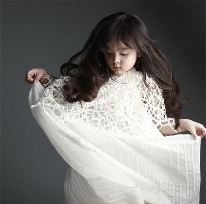 Mới 4 tuổi nhưng Zia đã khiến nhiều người "phát cuồng" vì vẻ ngoài cực xinh xắn