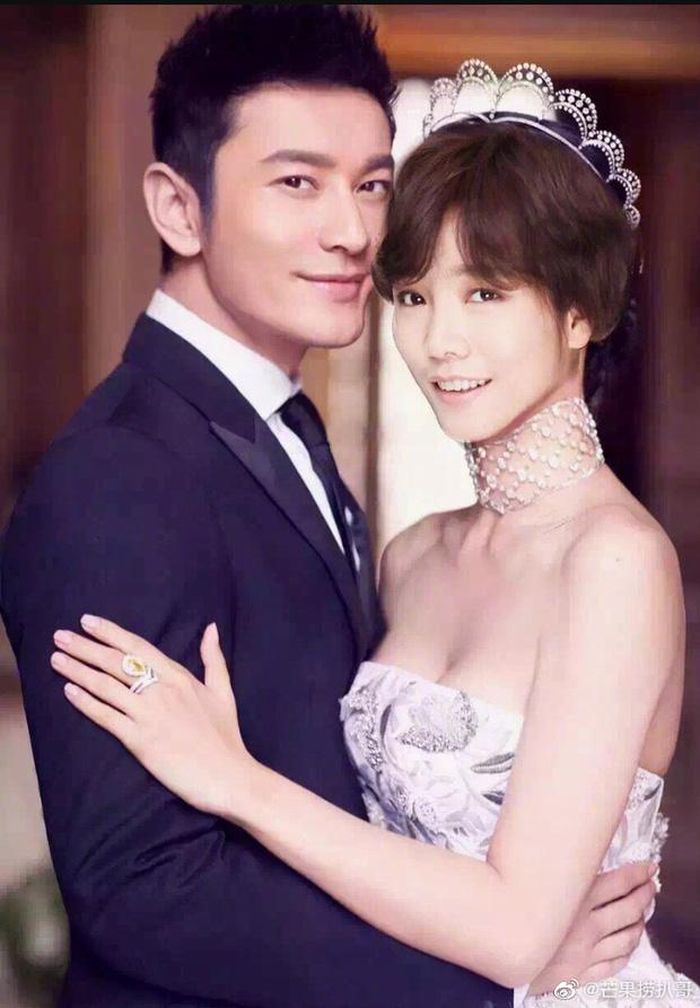Tấm hình Hứa Phi tự photoshop mình với Huỳnh Hiểu Minh.