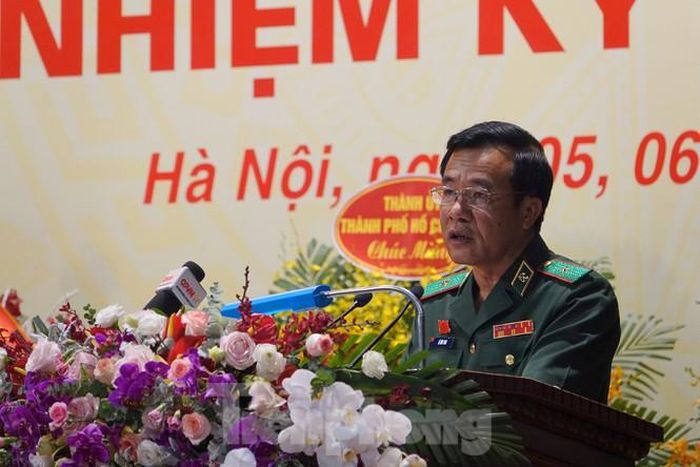 Thiếu tướng Lê Đức Thái cho biết, đặc biệt, trong công tác phòng, chống dịch COVID-19, đã thành lập 1.615 tổ, chốt trên toàn tuyến biên giới/10.238 người, đảm bảo tuần tra, kiểm soát 24/24 tại tất cả đường mòn, lối mở biên giới. 