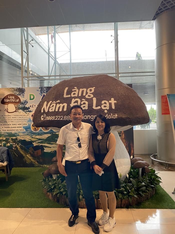 Chị Nhã và ông xã - người luôn kề vai với chị trong cuộc sống và kinh doanh