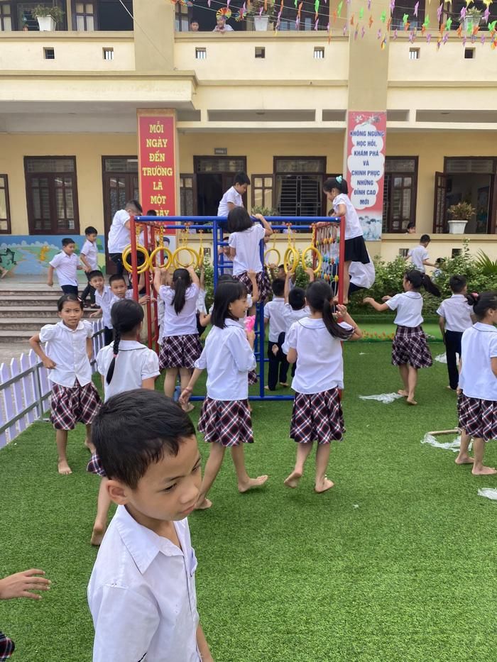 Các sản phẩm làm ra phải tốt, đảm bảo an toàn cho trẻ cả về chất liệu cho đến thiết kế, không độc hại, theo đúng tiêu chuẩn của Bộ Giáo dục đào tạo và Cục đo lường chất lượng… chị Phương Nhã chia sẻ