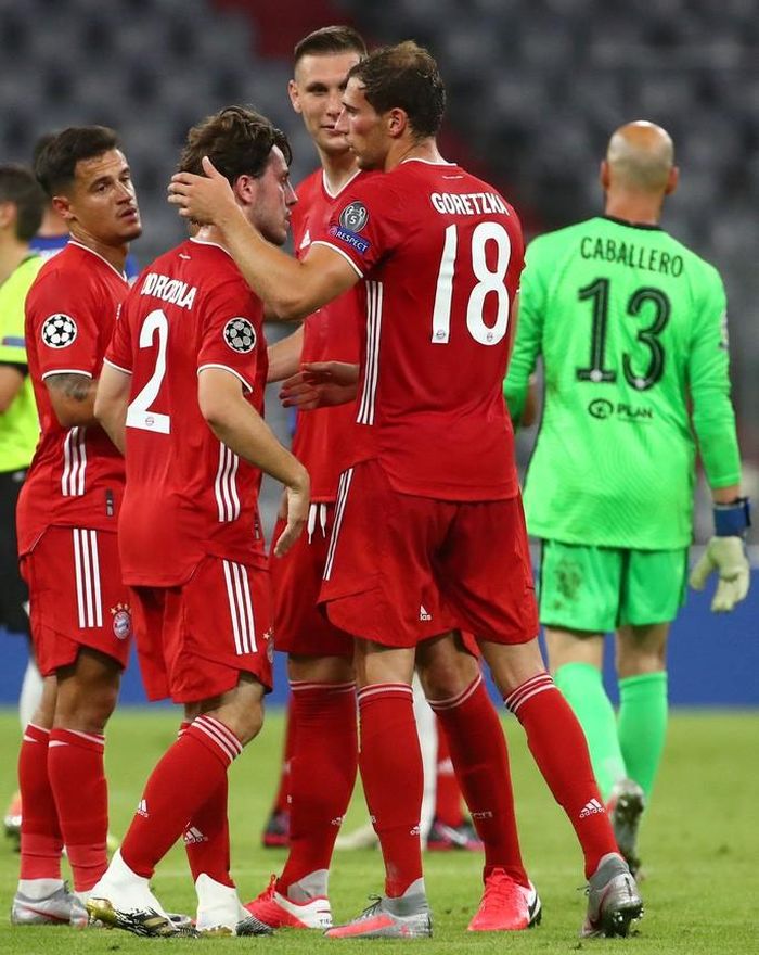 Odriozola xuất hiện hơn 10 phút cuối trận Bayern - Chelsea ở Champions League...