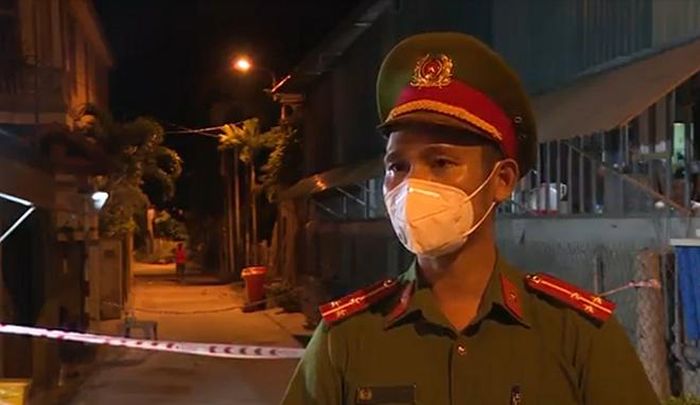  Lực lượng Công an tuần tra tuyên truyền, tham gia kiểm soát, đẩy lùi dịch bệnh COVID-19 trên địa bàn tỉnh Quảng Trị. 