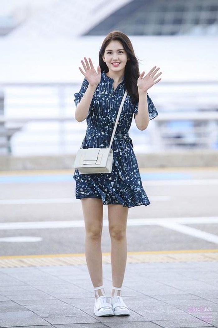 Phong cách thời trang đời thường của Song Mino và Jeon Somi. Ảnh: Pinterest, Official Korean Fashion.