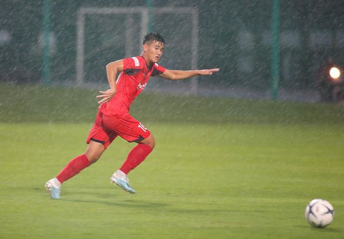 HLV Park Hang-seo cho biết dù vẫn trung thành với sơ đồ 3-4-3...