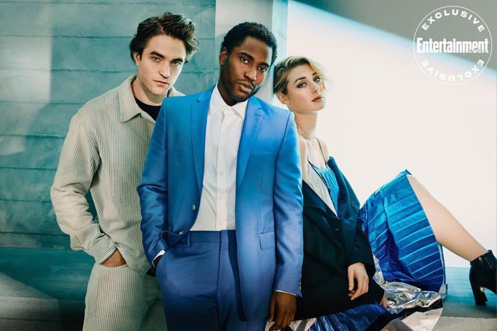 Dàn diễn viên chính góp mặt trong phim (từ trái sang): Robert Pattinson, John David Washington và Elizabeth Debicki. Ảnh: Entertainment Weekly.