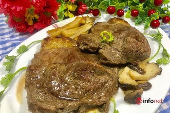Thịt bò áp chảo thơm ngon đổi món cho ngày đầu tuần.