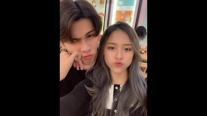 Tik Tok của Trà Đặng khiến người xem mãn nhãn với các video nhảy cover các điệu nhảy. Đó cũng là một trong những lý do khiến lượt like cũng như số người theo dõi tài khoản của Trà Đặng tăng lên mỗi ngày.