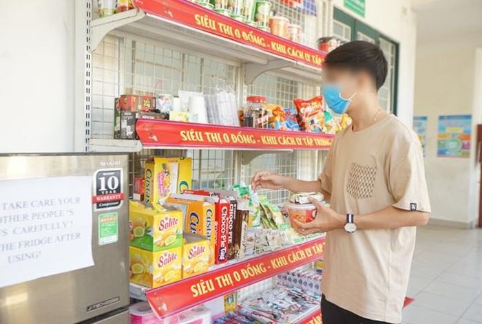 Siêu thị 0 đồng trong Khu cách ly trung tâm quận 2