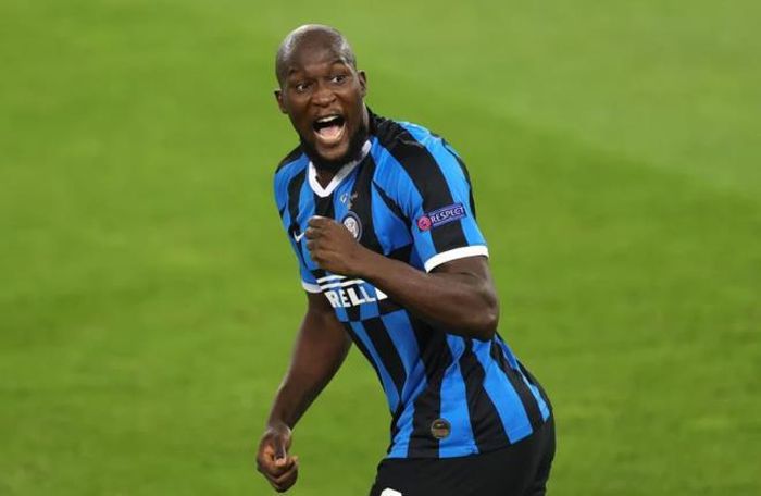 Lukaku mở tỷ số.