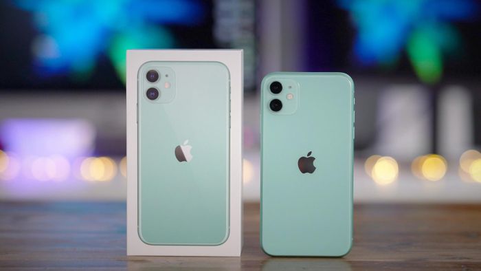 Smartphone tầm giá 700 USD tốt nhất là một "đứa con tinh thần" khác của Apple: iPhone 11.