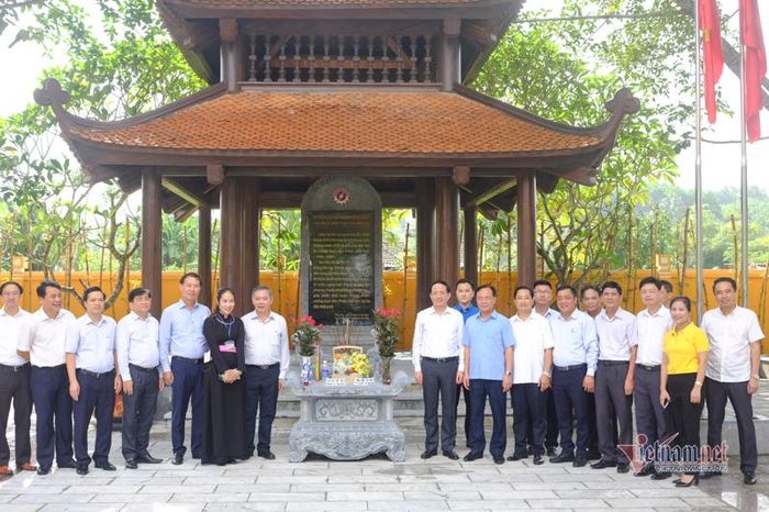 Cũng tại nơi này, Ban Giao thông liên lạc Trung ương đã tổ chức mạng lưới liên lạc phục vụ Trung ương Đảng, Chính phủ, góp phần đưa cuộc kháng chiến chống thực dân Pháp đi đến thắng lợi. 