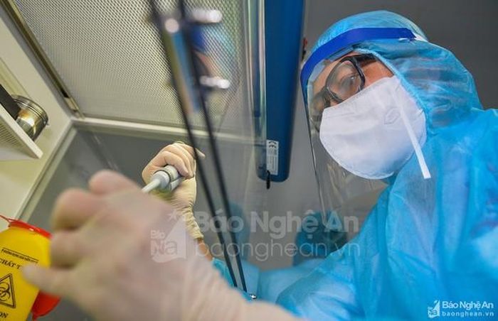 Kết quả lần 1 cho thấy bệnh nhân âm tính với Covid-19. Ảnh tư liệu