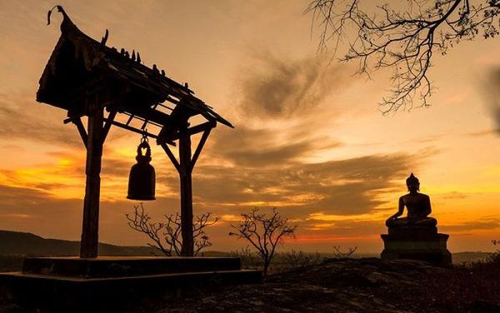 Gạt bỏ sự nghi ngờ mới có được bình yên trong tâm hồn (Ảnh minh họa)