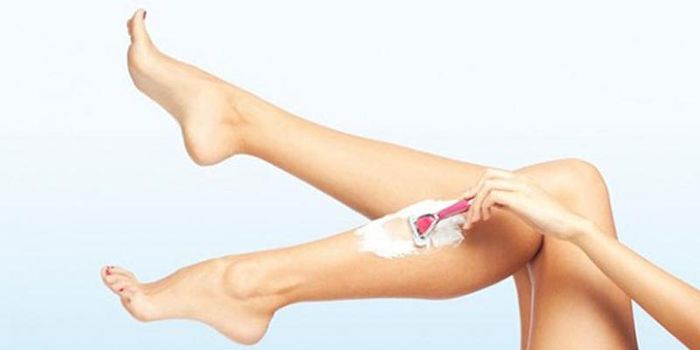 Chỉ có các loại kem hoặc gel cạo râu mới bảo vệ được da dưới tác động của lưỡi dao cạo - Ảnh Internet