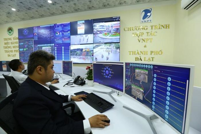  Trung tâm điều hành thông minh IOC thanh phố Đà Lạt do VNPT xây dựng và phát triển. 