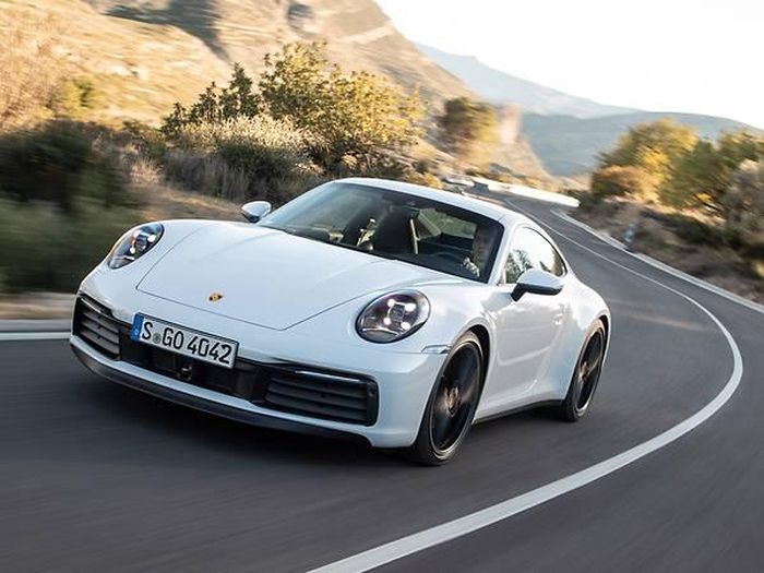 Porsche quyết định lựa chọn cho mình một lối đi riêng