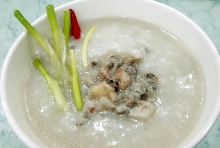 Bát cháo thưng thành phẩm.