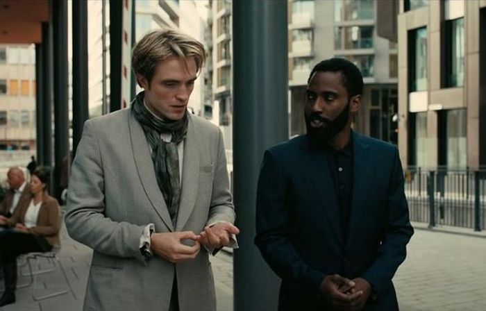  Robert Pattinson thành công trong vai Neil (Tenet). Ảnh: Variety. 