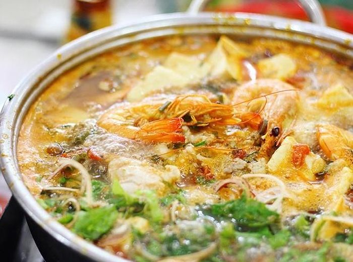 Lẩu cua Hải Phòng đặc biệt ở cách chế biến