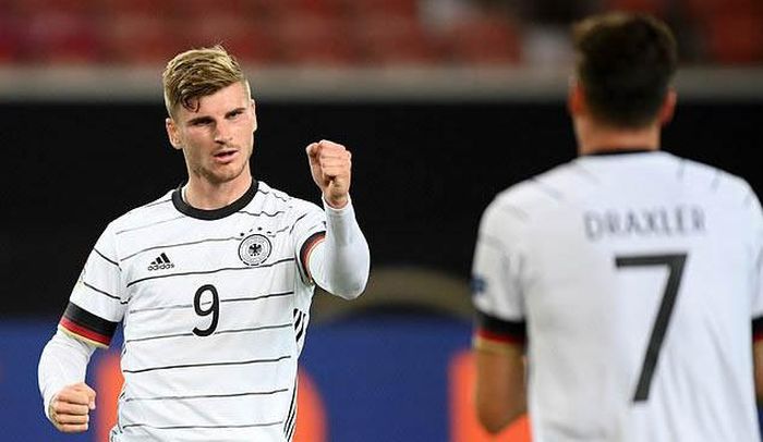 Timo Werner ăn mừng bàn mở tỷ số trận đấu.