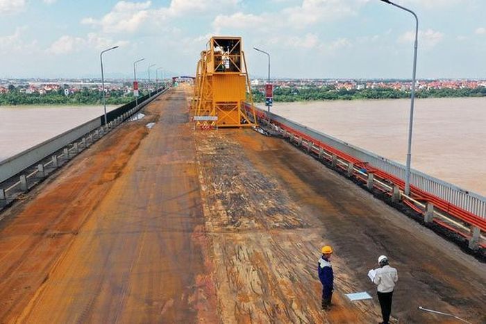Lý do không thể nhờ Nga sửa mặt cầu Thăng Long là họ đòi ứng tiền trước.