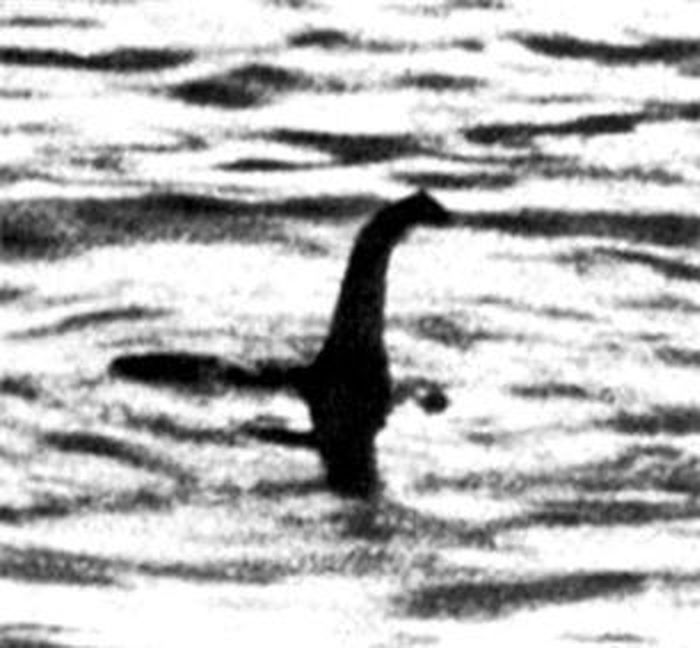 "Quái vật" hồ Loch Ness trong bức ảnh của bác sĩ Robert Kenneth Wilson công bố năm 1934 