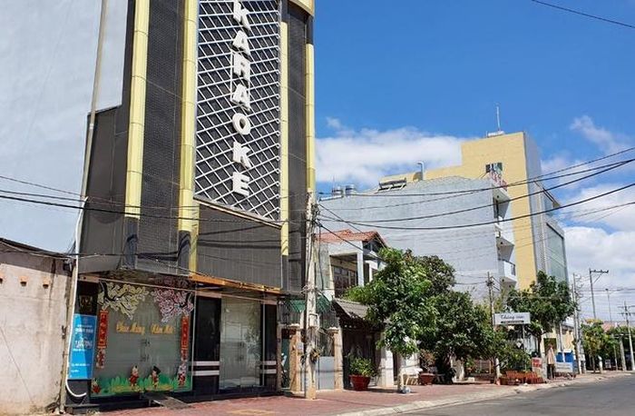 Các quán karaoke ở Bình Thuận và Ninh Thuận được phép hoạt động trở lại từ ngày 7/9. Ảnh: Tuấn Kiệt.