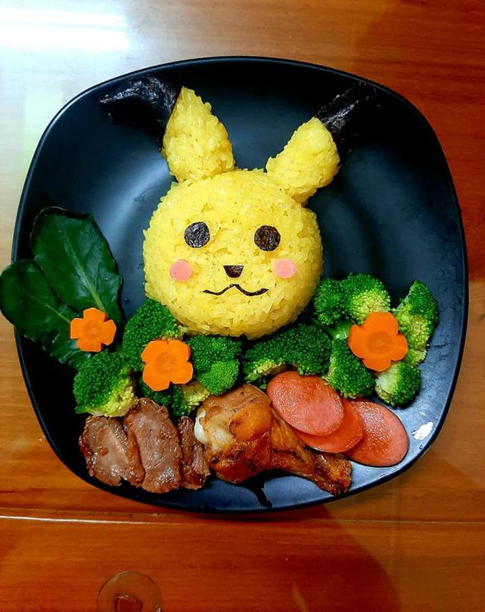 Tạo màu Pikachu bằng bột nghệ