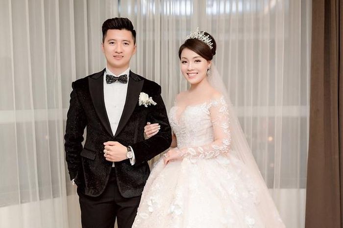  Trọng Hưng và Hà My chia tay sau 11 tháng kết hôn. 
