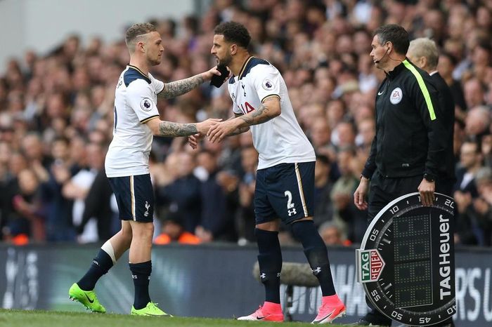  Tottenham xếp ngay sau khi MU với 227,7 triệu bảng. Vài năm gần đây Spurs không bán cầu thủ nào với giá cao. Kyle Walker (53 triệu bảng) hay Kieran Trippier (20 triệu bảng) là những thương vụ bán được giá của “Gà trống”. Ảnh: Getty. 