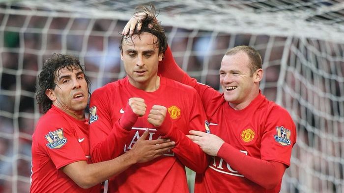  Manchester United có 33 cú hat-trick trong lịch sử Premier League. Những cầu thủ nổi bật của MU lập hat-trick là Wayne Rooney (7 lần), Andy Cole, Dimitar Berbatov, Ruud van Nistelrooy (cả ba cùng 5 lần). HLV hiện tại của MU, Ole Gunnar Solskjaer từng có 3 cú hat-trick. Ảnh: Sky Sports.