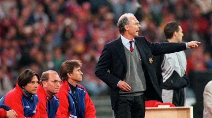  Sau đó, ông trở thành huấn luyện viên của Bayern và giúp đội bóng giành chức vô địch Bundesliga mùa giải 1993-94 và sau đó là vô địch UEFA Cup 1995-96. (Nguồn: FcBayern) 
