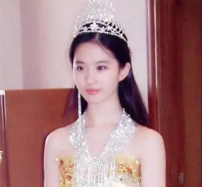Nét trong sáng không ai sánh bằng.