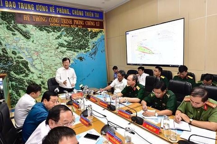 Phó Thủ tướng Trịnh Đình Dũng chủ trì cuộc họp - Ảnh: VGP/Đoàn Bắc