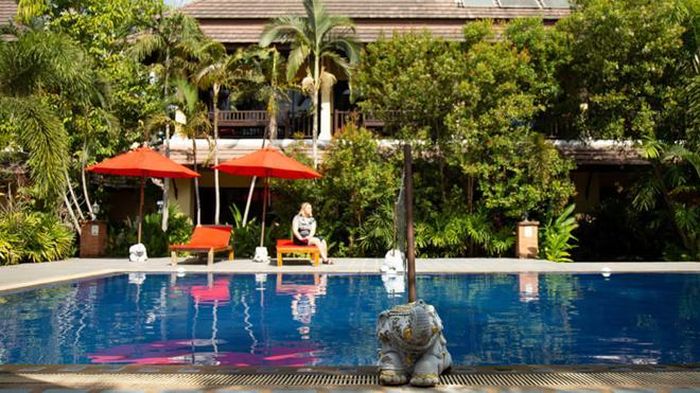 Khung cảnh một Trung tâm cai nghiện nằm giữa những cánh đồng lúa phía nam của Chiang Mai.
